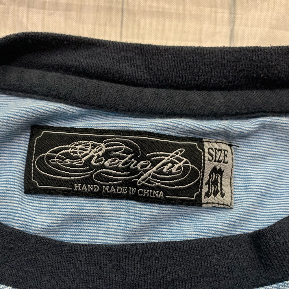 Retro fit tee - Picture 6 of 7
